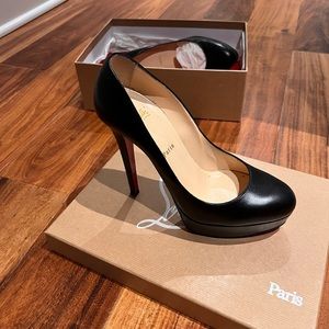 Authentic Christian Louboitin pumps.